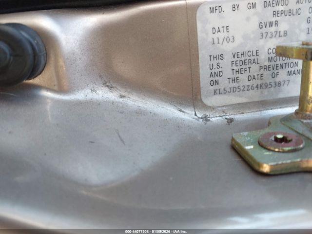 Suzuki Forenza S Image 9