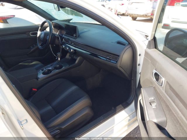 Honda Civic Sport Image 2