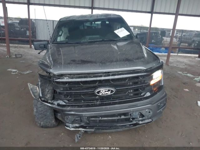 Ford F-150 Xlt Image 12