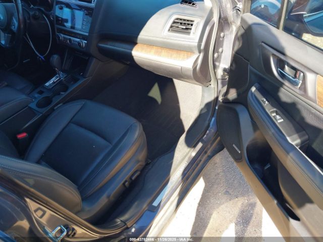 Subaru Outback 3.6r Limited Image 5