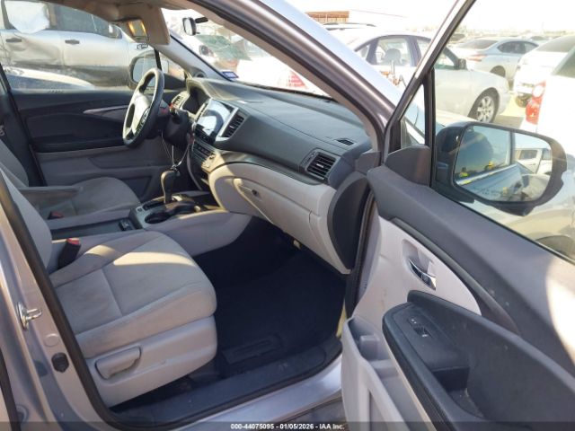 Honda Pilot Ex Image 2