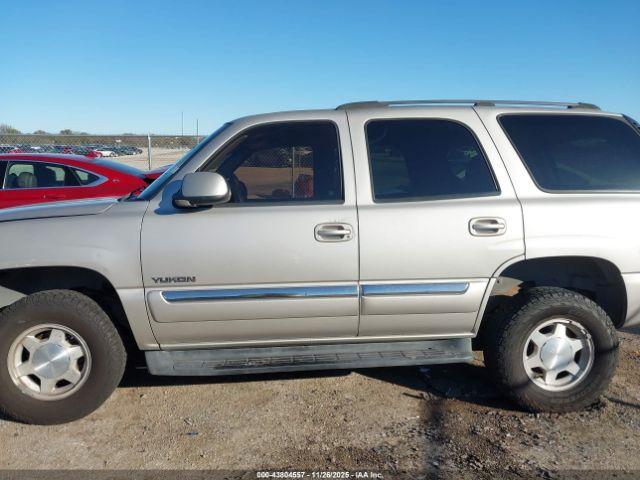 GMC Yukon Sle Image 12