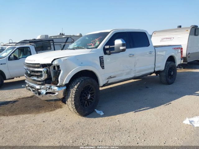 Ford F-250 King Ranch Image 3