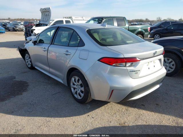 Toyota Corolla Le Image 3