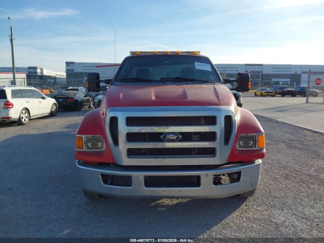 Ford F-650 Image 3