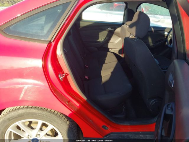 Ford Focus Se Image 11