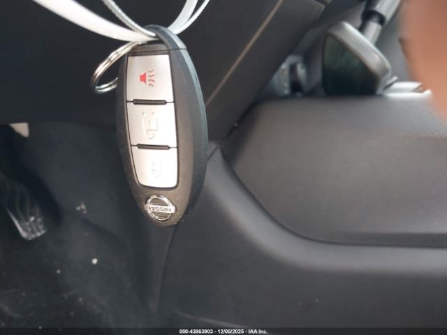 Nissan Rogue Sv Image 16