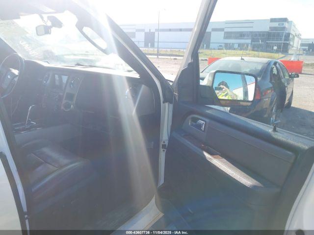 Ford Expedition King Ranch Image 8