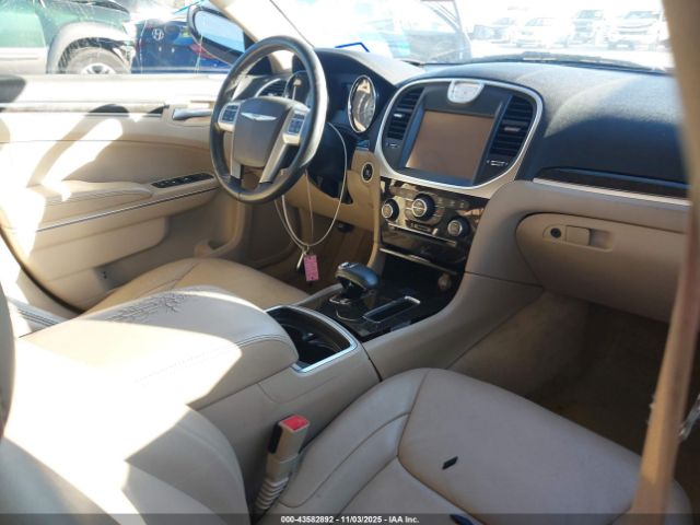 Chrysler 300 Motown Image 4