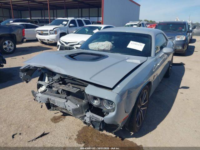 Dodge Challenger Image 12