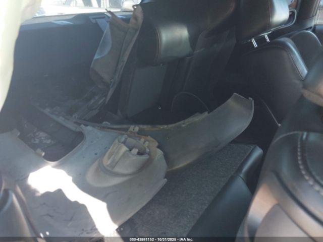 Dodge Challenger Image 16