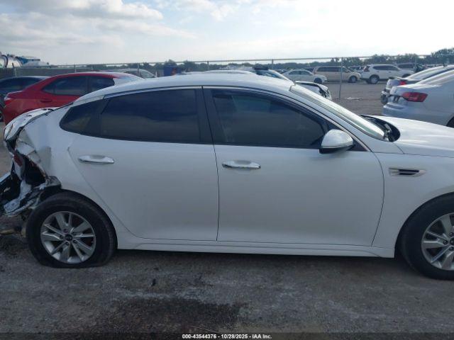 Kia Optima Lx Image 16