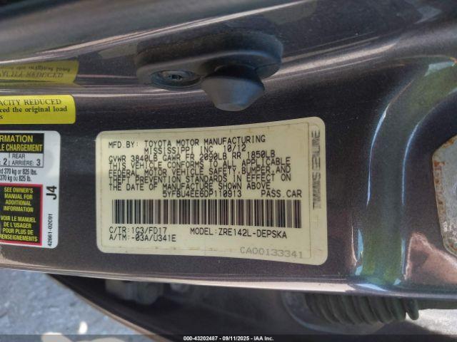 Toyota Corolla S Image 11