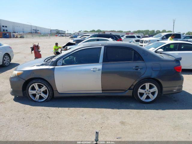 Toyota Corolla S Image 12