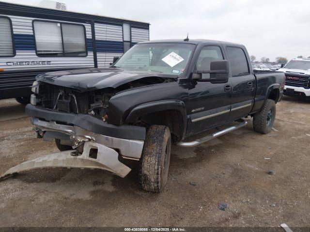 Chevrolet Silverado 2500 Lt Image 2