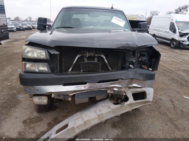 Chevrolet Silverado 2500 Lt Image 5