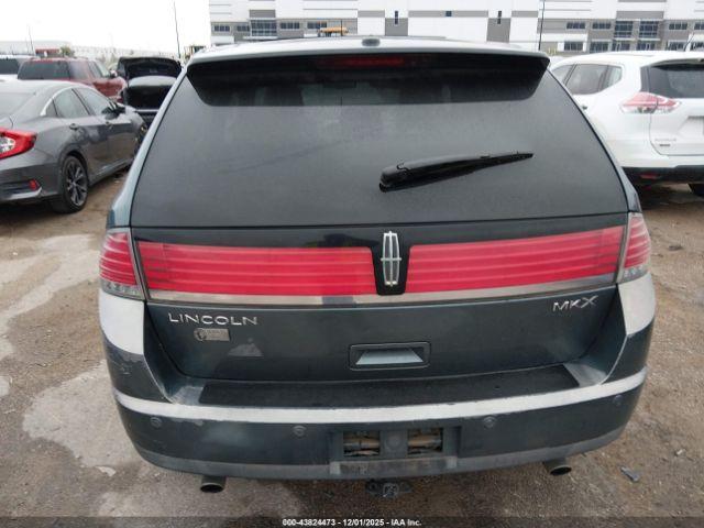 Lincoln MKX Image 2