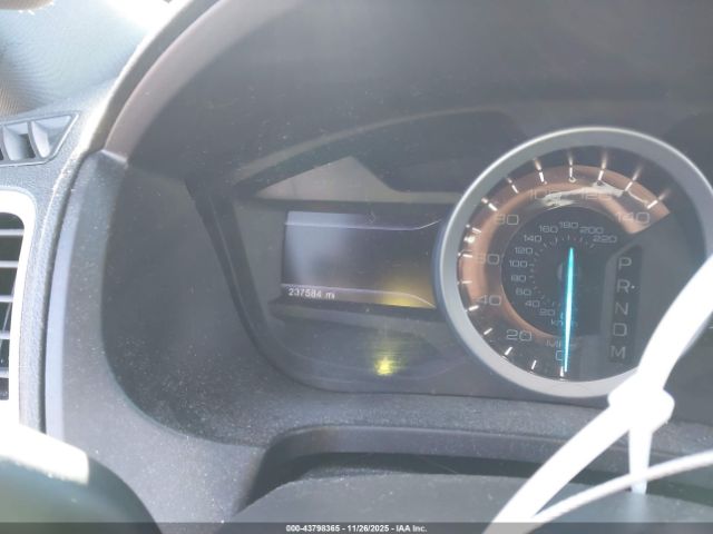 Ford Explorer Xlt Image 10