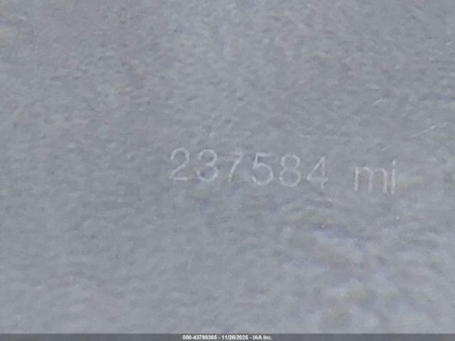 Ford Explorer Xlt Image 13