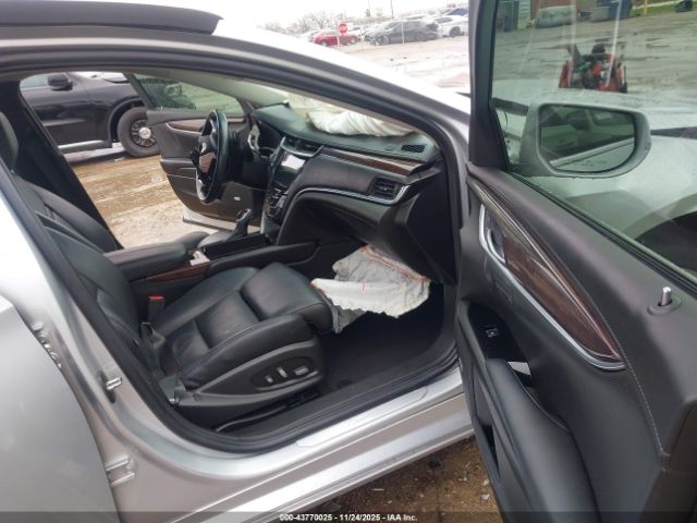 Cadillac XTS Premium Image 2