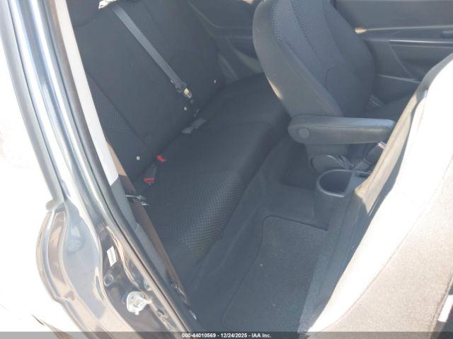 Hyundai ACCENT Gs Image 3