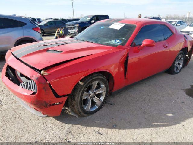 Dodge Challenger Sxt Image 16