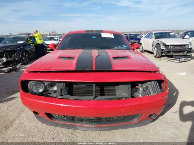 Dodge Challenger Sxt Image 12