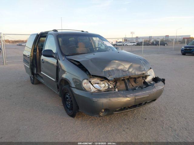  Salvage Kia Sedona