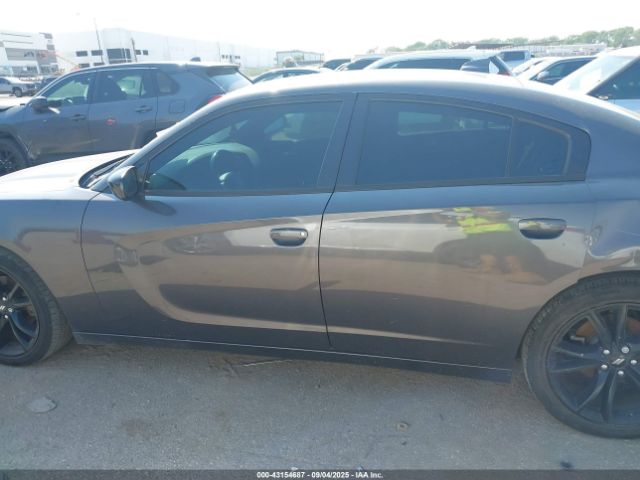 Dodge Charger Sxt Plus Rwd Image 11