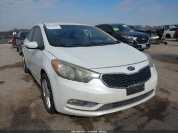  Salvage Kia Forte