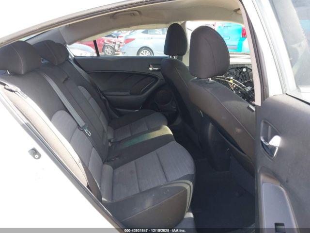 Kia Forte Ex Image 7