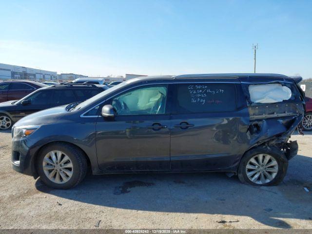 Kia Sedona Ex Image 11