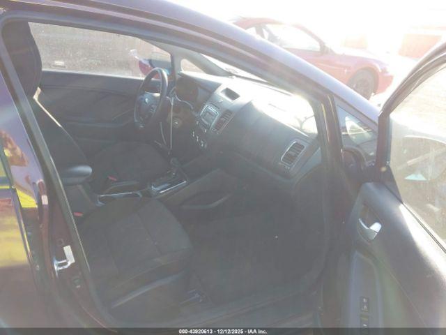 Kia Forte Lx Image 3