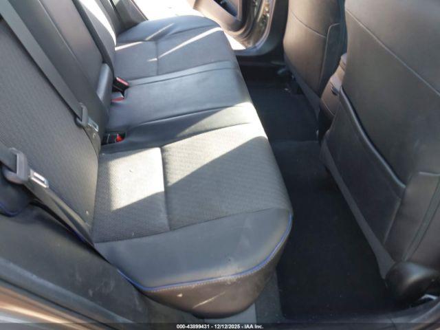 Toyota Corolla Se Image 9