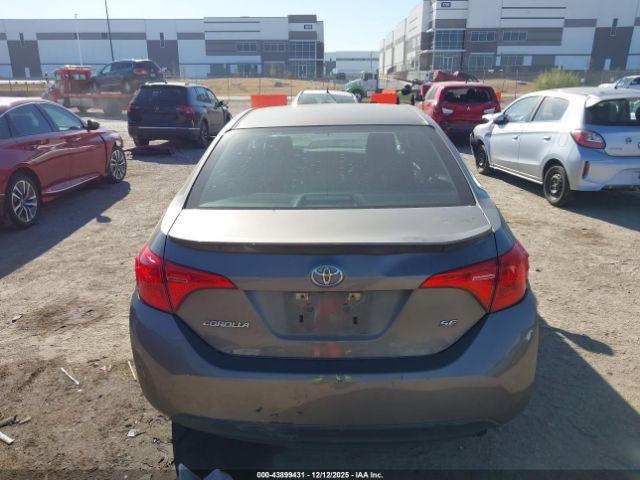 Toyota Corolla Se Image 16