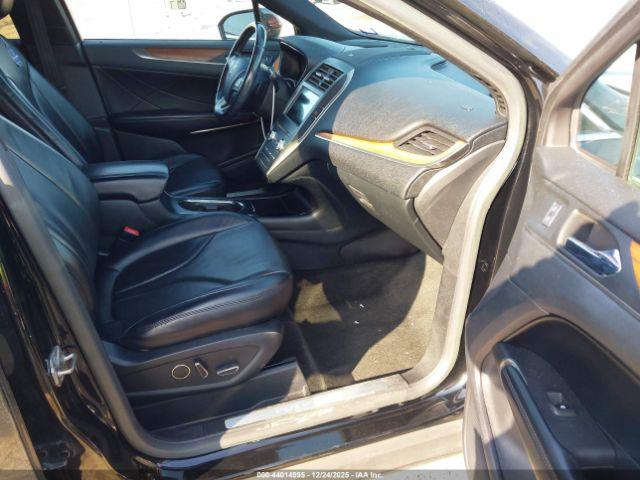 Lincoln MKC Reserve Image 4