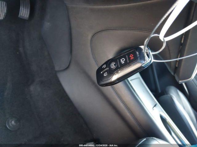 Lincoln MKC Reserve Image 2