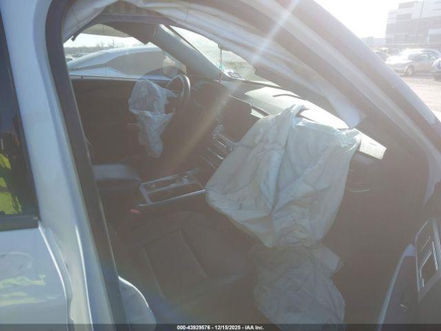 Ford Explorer Xlt Image 3