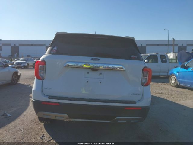 Ford Explorer Xlt Image 16