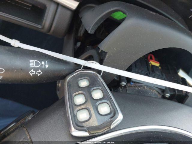 Cadillac XTS Luxury Image 3