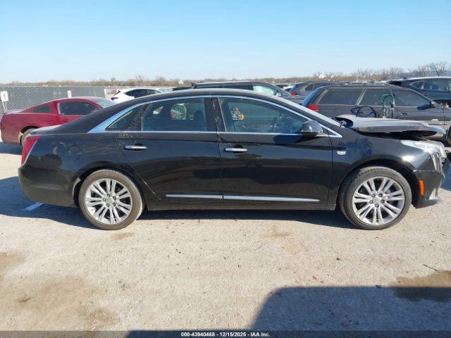 Cadillac XTS Luxury Image 12
