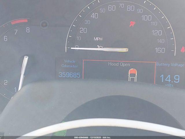 Cadillac XTS Luxury Image 16