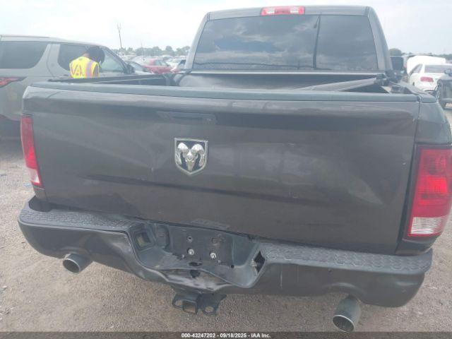 Ram 1500 Express  4x2 5'7 Box Image 11