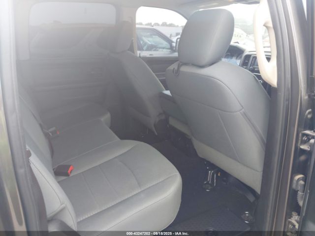 Ram 1500 Express  4x2 5'7 Box Image 10