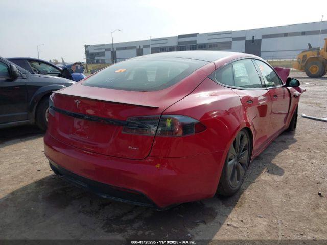 Tesla Model S Plaid Tri Motor All-wheel Drive Image 3