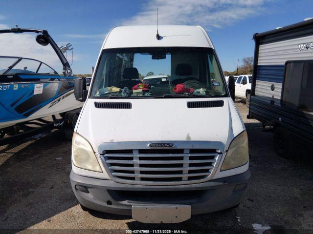 Freightliner Sprinter 2500 Image 12