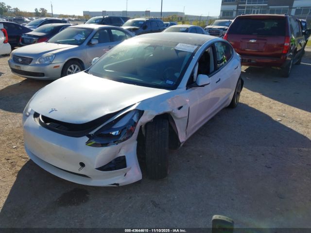 Tesla Model 3 Rear-wheel Drive Image 6