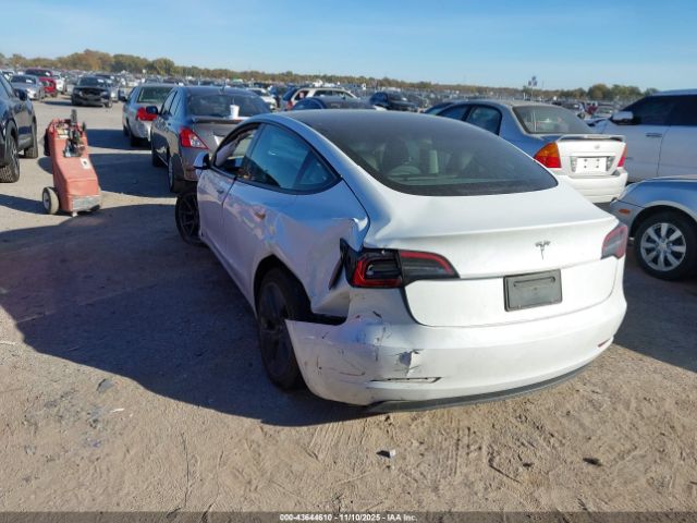 Tesla Model 3 Rear-wheel Drive Image 7