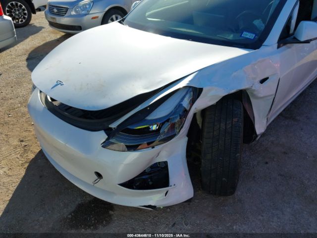 Tesla Model 3 Rear-wheel Drive Image 4