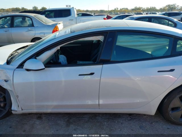 Tesla Model 3 Rear-wheel Drive Image 11